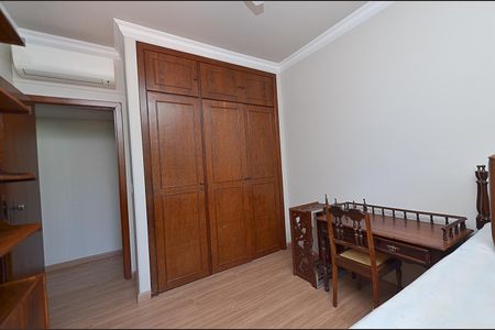 Apartamento para alugar com 148m², 3 quartos e 1 vaga Apartamento para alugar com 148m², 3 quartos e 1 vagaQuarto 2