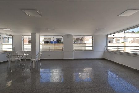 Apartamento para alugar com 148m², 3 quartos e 1 vaga Apartamento para alugar com 148m², 3 quartos e 1 vagaÁrea comum - Salão de festas