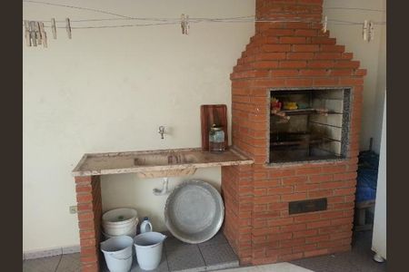 Casa à venda com 2 quartos, 180m² em Vila Marieta, Campinas