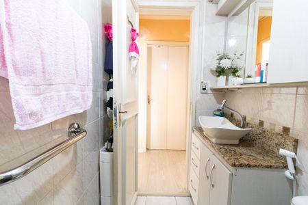 Apartamento à venda com 55m², 2 quartos e sem vagaBanheiro