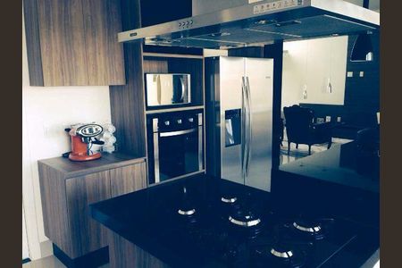 Casa à venda com 3 quartos, 245m² em Swiss Park, Campinas