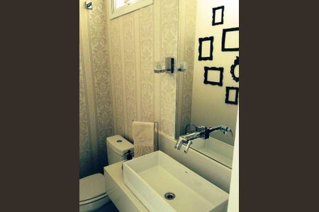 Casa à venda com 3 quartos, 245m² em Swiss Park, Campinas