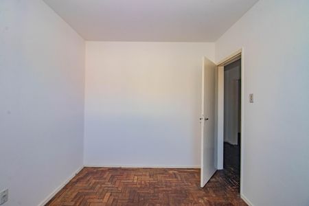 Quarto 2 de apartamento para alugar com 3 quartos, 72m² em São João, Porto Alegre