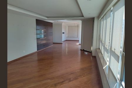 Apartamento à venda com 5 quartos, 261m² em Cambuí, Campinas