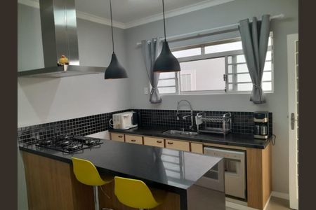 Casa à venda com 4 quartos, 201m² em Jardim Guarani, Campinas