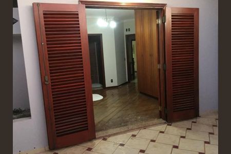 Casa à venda com 4 quartos, 380m² em Jardim Chapadão, Campinas