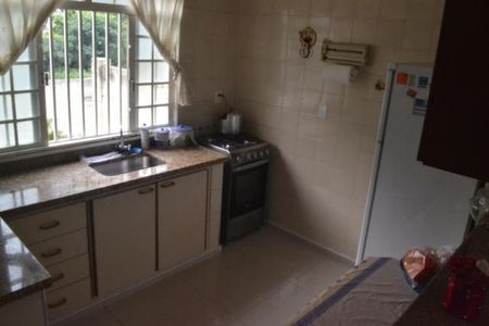 Casa à venda com 2 quartos, 127m² em Parque da Figueira, Campinas