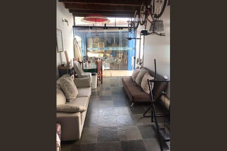 Casa à venda com 4 quartos, 220m² em Loteamento Caminhos de San Conrado (Sousas), Campinas