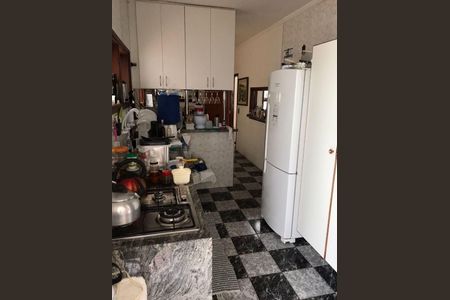 Casa à venda com 4 quartos, 220m² em Loteamento Caminhos de San Conrado (Sousas), Campinas