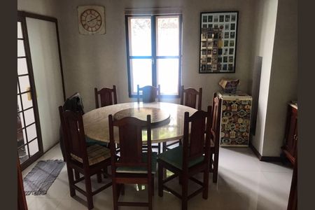 Casa à venda com 4 quartos, 220m² em Loteamento Caminhos de San Conrado (Sousas), Campinas