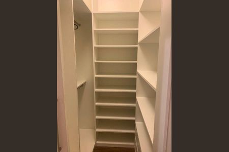 Apartamento à venda com 1 quarto, 57m² em Guarani, Campinas