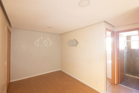 Sala de apartamento para alugar com 2 quartos, 40m² em Campo Grande, Rio de Janeiro