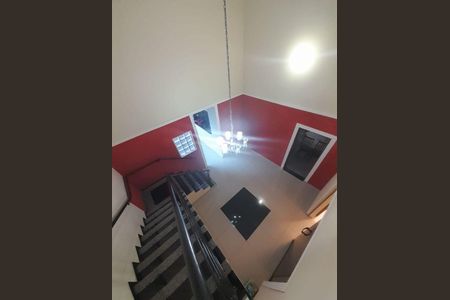 Casa à venda com 4 quartos, 234m² em Vila Manoel Ferreira, Campinas