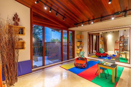 Casa à venda com 6 quartos, 582m² em Parque Taquaral, Campinas