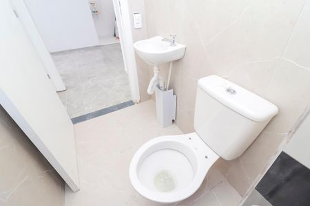 Apartamento para alugar com 42m², 2 quartos e sem vagaBanheiro