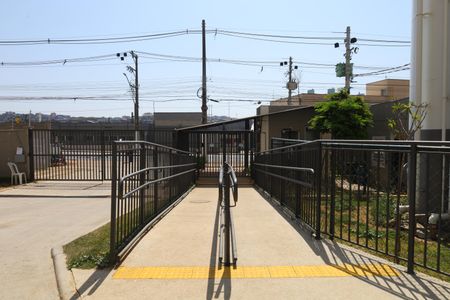 Apartamento para alugar com 42m², 2 quartos e sem vagaÁrea externa