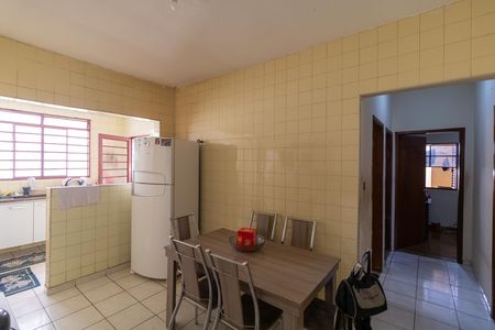 Casa à venda com 313m², 4 quartos e 2 vagas Casa à venda com 313m², 4 quartos e 2 vagasCozinha da Casa 01