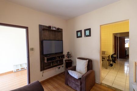 Casa à venda com 4 quartos, 313m² em Jardim do Trevo, Campinas