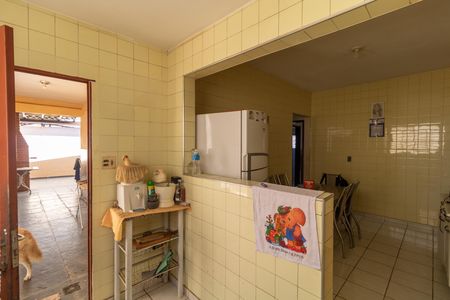 Casa à venda com 313m², 4 quartos e 2 vagas Casa à venda com 313m², 4 quartos e 2 vagasCozinha da Casa 01