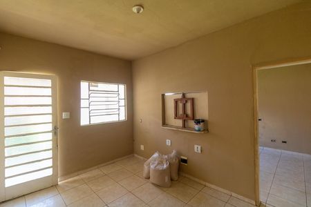 Casa à venda com 313m², 4 quartos e 2 vagas Casa à venda com 313m², 4 quartos e 2 vagasSala da Casa 02
