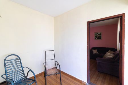 Casa à venda com 313m², 4 quartos e 2 vagas Casa à venda com 313m², 4 quartos e 2 vagasVaranda da Casa 01