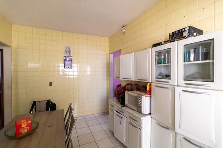 Casa à venda com 313m², 4 quartos e 2 vagas Casa à venda com 313m², 4 quartos e 2 vagasCozinha da Casa 01