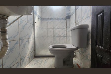 Banheiro de casa para alugar com 1 quarto, 55m² em Engenho Velho de Brotas, Salvador