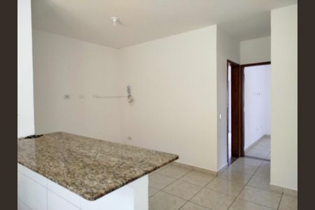 Sala com cozinha americana de apartamento para alugar com 2 quartos, 50m² em Vila Carrão, São Paulo