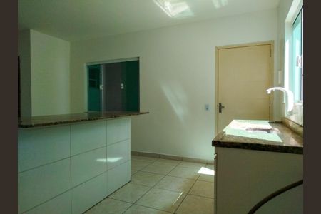 Apartamento para alugar com 50m², 2 quartos e sem vagaCozinha e área de serviço