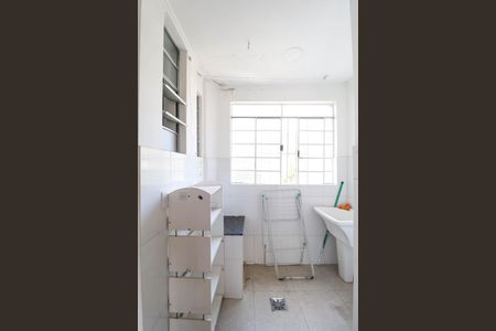 Casa para alugar com 60m², 2 quartos e 1 vaga