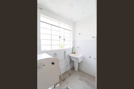 Casa para alugar com 60m², 2 quartos e 1 vaga