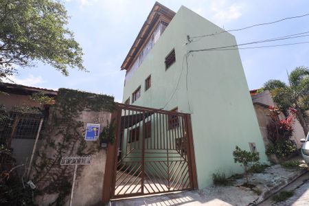Casa para alugar com 60m², 2 quartos e 1 vaga