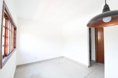 Casa para alugar com 2 quartos, 60m² em Jardim Virginia Bianca, São Paulo