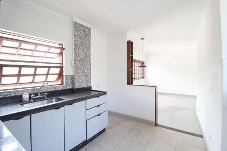 Casa para alugar com 60m², 2 quartos e 1 vaga