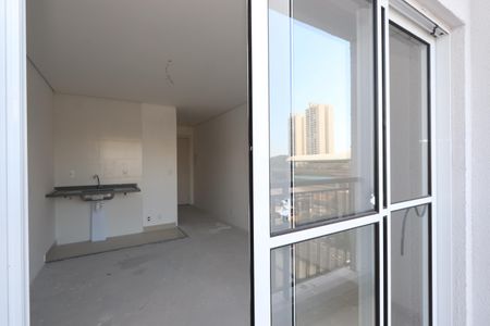 Varanda de kitnet/studio à venda com 1 quarto, 23m² em Vila Ema, São Paulo