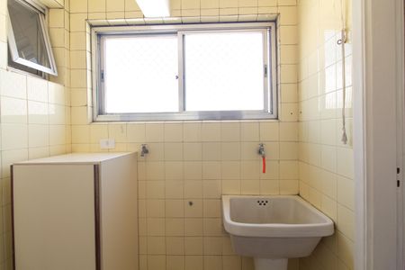 Apartamento à venda com 62m², 2 quartos e 1 vagaÁrea de Serviço