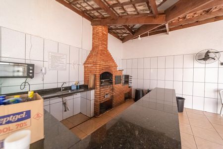 Apartamento para alugar com 45m², 2 quartos e 1 vagaÁrea comum - Salão de festas