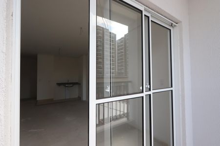 Varanda de kitnet/studio à venda com 1 quarto, 32m² em Vila Ema, São Paulo