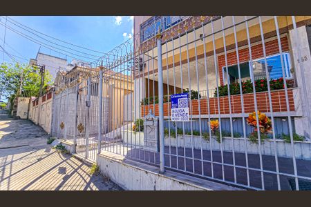 Apartamento à venda com 70m², 2 quartos e 1 vagaFachada do Prédio com placa