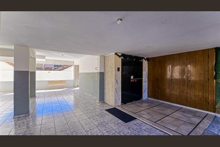 Apartamento à venda com 70m², 2 quartos e 1 vagaHall de entrada