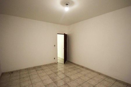 Casa para alugar com 100m², 2 quartos e 1 vagaQuarto
