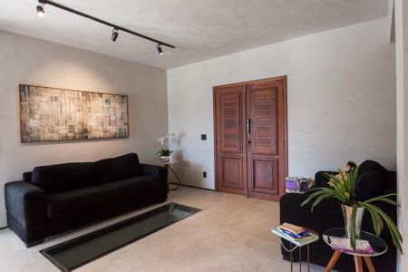 Casa de condomínio à venda com 465m², 4 quartos e 4 vagas Casa de condomínio à venda com 465m², 4 quartos e 4 vagassala