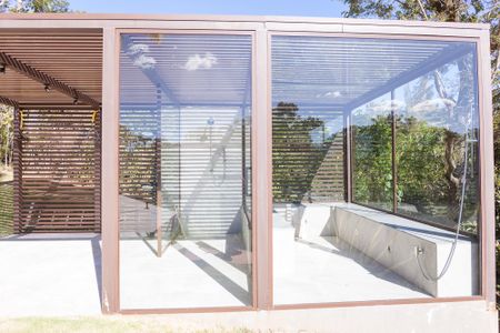 Casa de condomínio à venda com 465m², 4 quartos e 4 vagas Casa de condomínio à venda com 465m², 4 quartos e 4 vagassauna