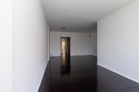 Apartamento à venda com 160m², 3 quartos e 1 vagaSala