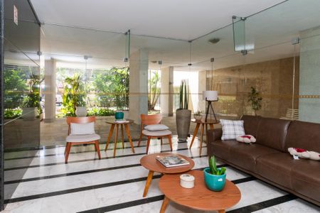 Apartamento à venda com 160m², 3 quartos e 1 vagaÁrea Comum - Hall de Entrada