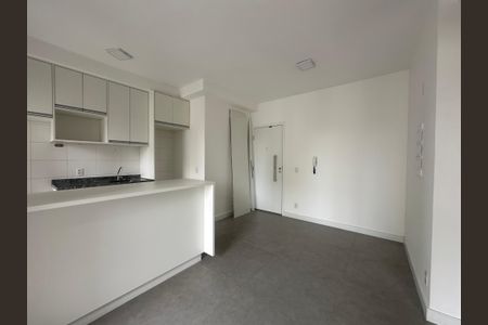 Sala de apartamento para alugar com 2 quartos, 52m² em Alphaville Empresarial, Barueri