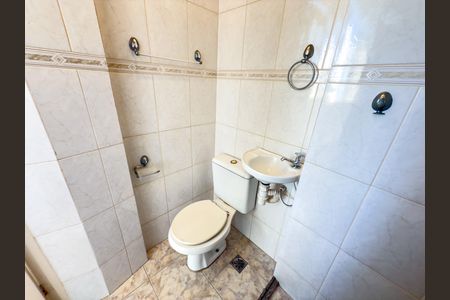 Apartamento para alugar com 70m², 2 quartos e 1 vagaBanheiro de serviço