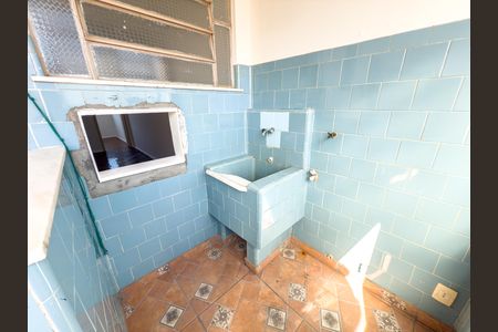 Apartamento para alugar com 70m², 2 quartos e 1 vagaÁrea de Serviço