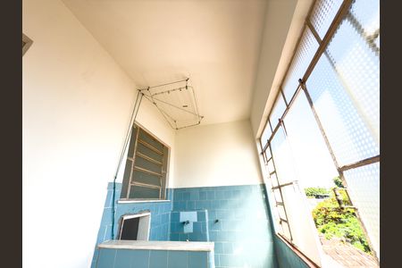 Apartamento para alugar com 70m², 2 quartos e 1 vagaÁrea de Serviço