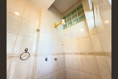 Apartamento para alugar com 70m², 2 quartos e 1 vagaBanheiro de serviço